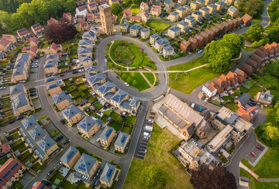 Les différents hameaux à vendre : un marché immobilier unique en son genre